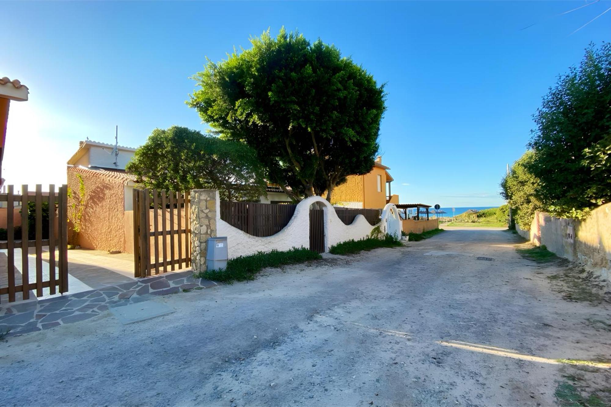 Villa Luigi Putzu Idu Exteriör bild